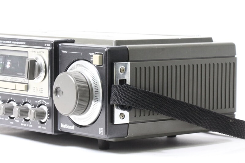 National FM-MW-SW 31-BAND [RF-B30] BCLラジオの画像1