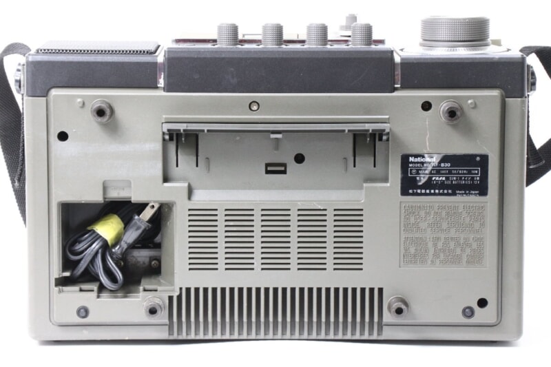 National FM-MW-SW 31-BAND [RF-B30] BCLラジオの画像1