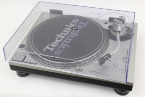 Technics レコードプレーヤー SL-1200MK3Dの買取り品の画像
