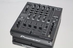 Pioneer パイオニア DJM-900 nexus DJミキサーの買取り品の画像