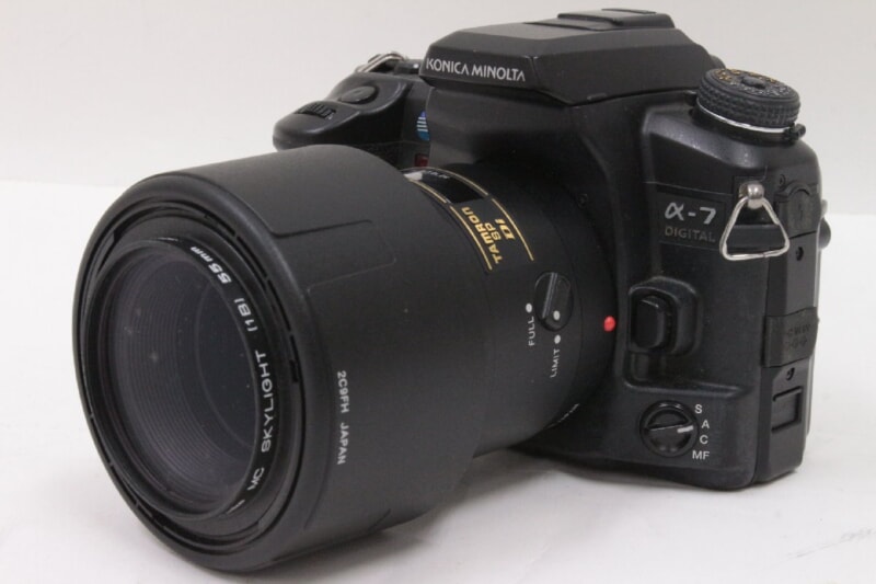 KONICA MINOLTA（コニカミノルタ）α-7 DIGITAL デジタル一眼レフカメラの画像1