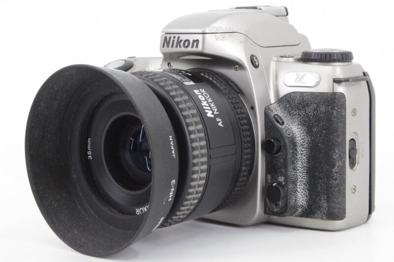 NIKON（ニコン）U フィルム一眼レフカメラ・レンズ AF NIKKOR 35mm F2 Dの画像1