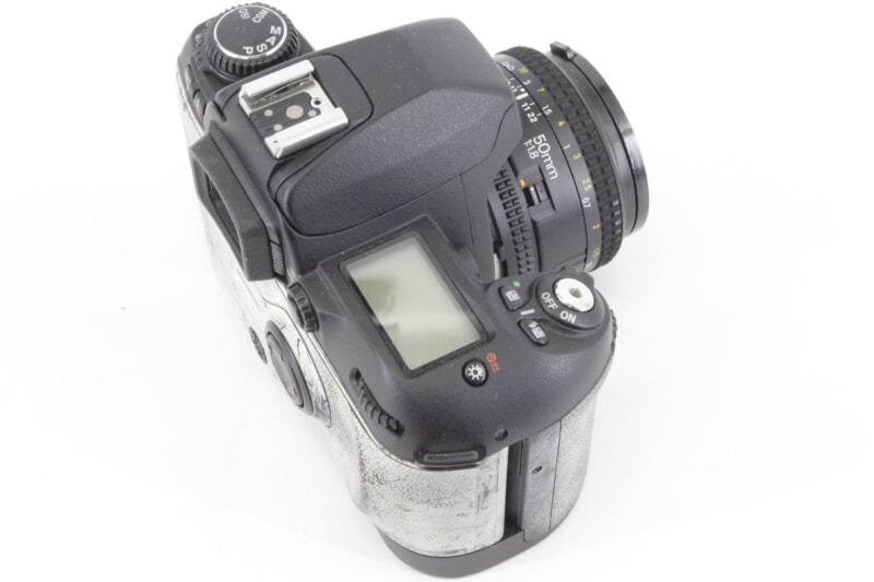 Nikon/ニコン  F80 一眼レフ フィルム カメラ レンズ：50mm 1:1.8の画像1