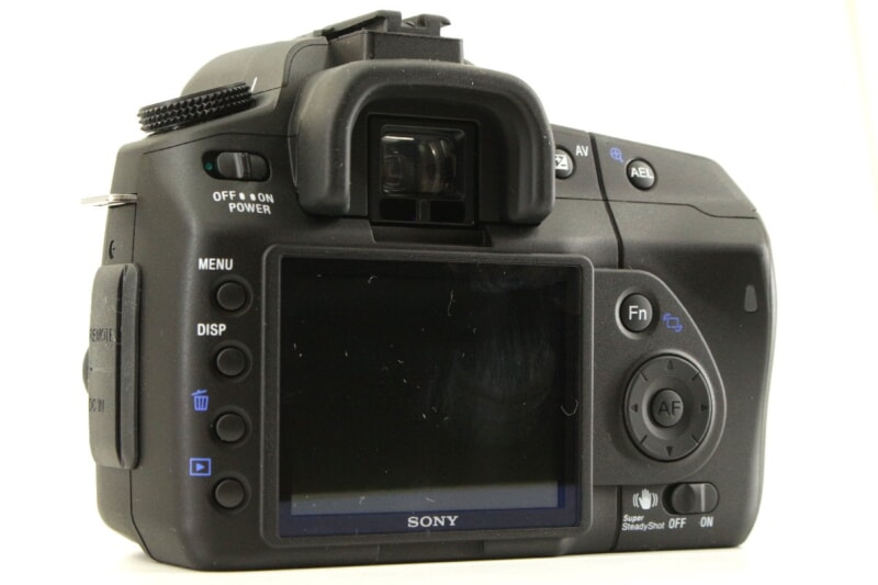 SONY/ソニー  【α200】 レンズ交換式 一眼レフ [DSLR-A200] ボディのみ デジタルカメラの画像1