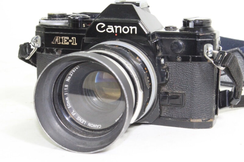 Canon（キャノン）AE-1 フィルム一眼レフカメラ・レンズ FL 50mm F1.8の画像1