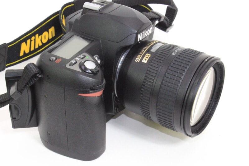 Nikon/ニコン  D70 一眼レフ デジタル カメラ レンズ 18-70mm 1:3.5-4.5G ED AF-Sの画像1