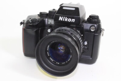 Nikon(ニコン) F4 フィルム一眼レフカメラ・レンズ SIGMA 35-70mm F3.5-4.5の買取り品の画像