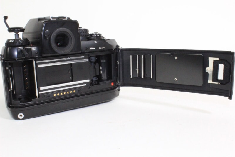 Nikon（ニコン）  F4 フィルム一眼レフカメラ・レンズ SIGMA 35-70mm F3.5-4.5の画像1