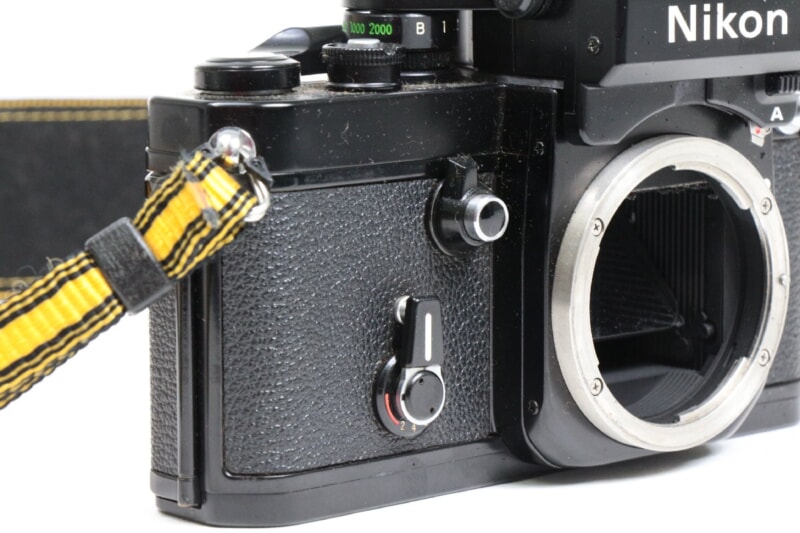 Nikon・ニコン  F2 フォトミック フィルムカメラ＋モータードライブ[MD-3]＋[MB-2] レンズ NIKKOR 35～70mm 1:3.3～4.5の画像1
