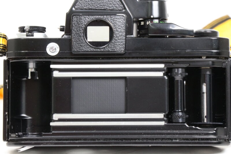 Nikon・ニコン  F2 フォトミック フィルムカメラ＋モータードライブ[MD-3]＋[MB-2] レンズ NIKKOR 35～70mm 1:3.3～4.5の画像1