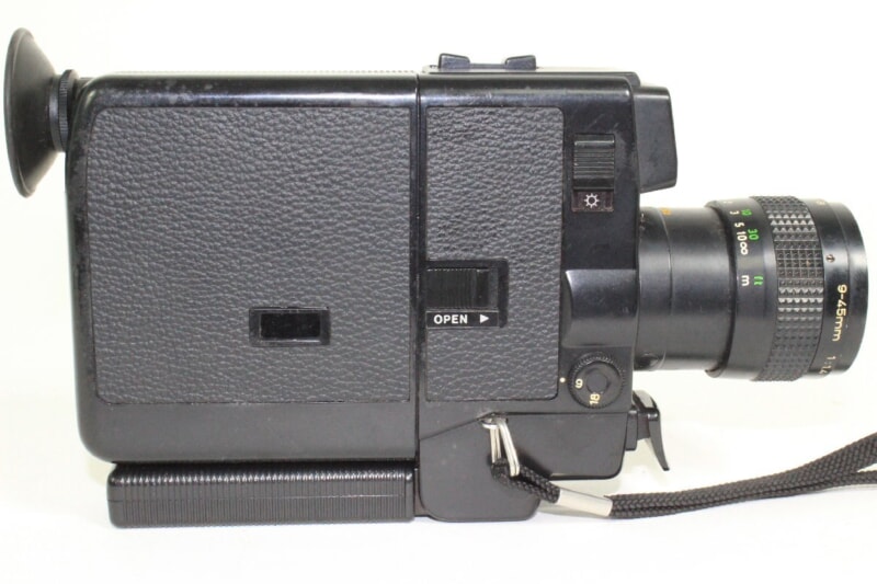 Canon（キヤノン）スーパー8方式 8mmシネマカメラ 514XLの画像1