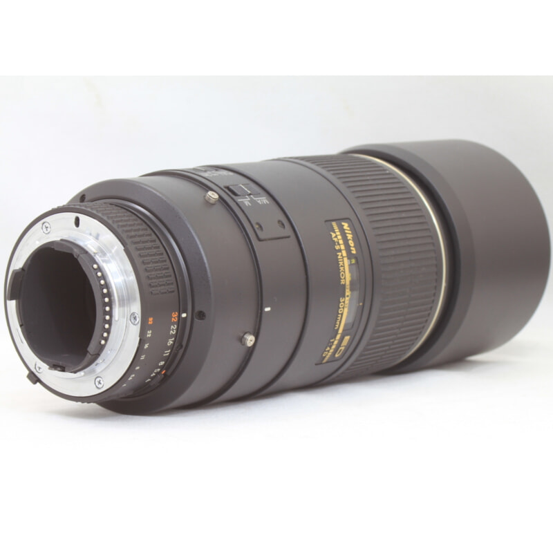 Nikon ED AF-S NIKKOR 300㎜ 1：4D レンズの画像1