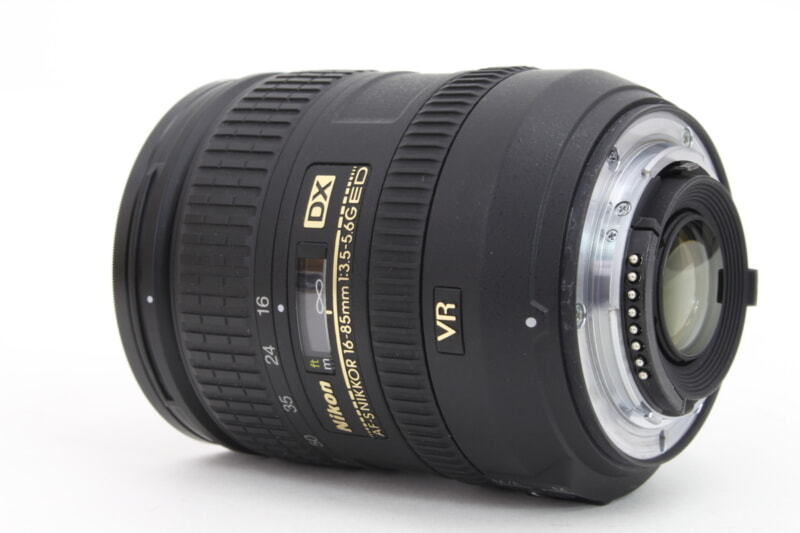 Nikon（ニコン）AF-S DX NIKKOR 16-85mm f/3.5-5.6G ED VR 常用標準ズームレンズの画像1