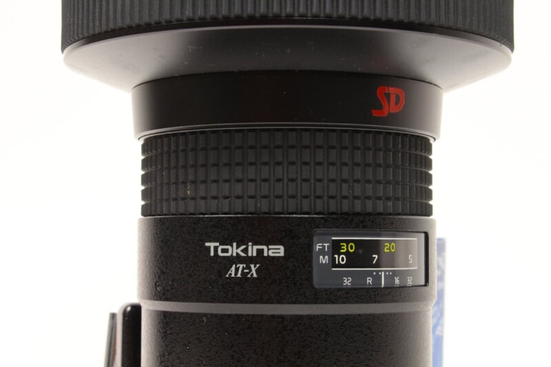 Tokina（トキナー）AT-X 300mm F2.8 大口径望遠レンズの画像1
