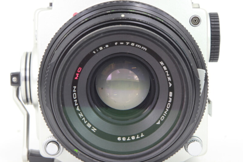 ZENZA BRONIKA（ゼンザブロニカ）ETR-SP 中判カメラ・レンズ ZENZANON MC 75mm F2.8 + AE-II プリズムファインダーの画像1