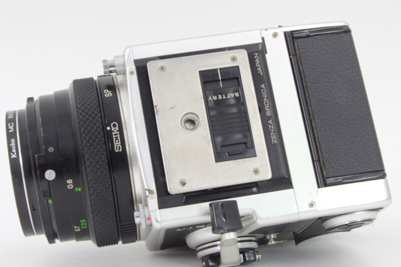 ZENZA BRONIKA（ゼンザブロニカ）ETR-SP 中判カメラ・レンズ ZENZANON MC 75mm F2.8 + AE-II プリズムファインダーの画像1