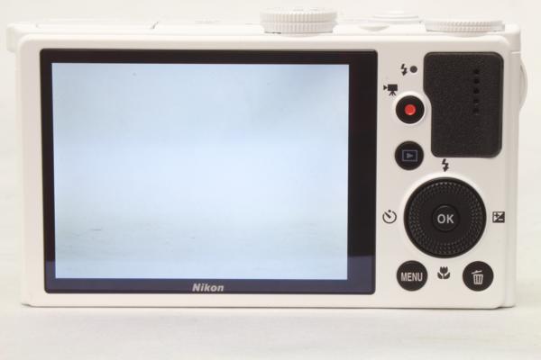 Nikon（ニコン）COOLPIX P330 ホワイト コンパクトデジタルカメラの画像1