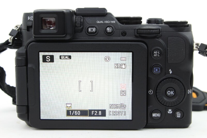 Nikon（ニコン）COOLPIX P7800 コンパクトデジタルカメラの画像1