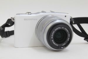 OLYMPUS オリンパス デジタル一眼カメラ ミラーレス PEN mini E-PM1の買取り品の画像