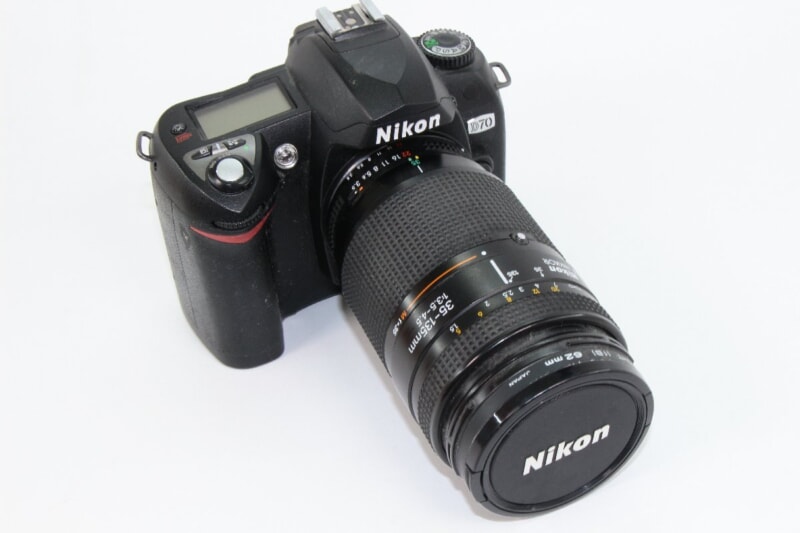 Nikon（ニコン）デジタル一眼レフカメラ D70 / D60 / D40の画像1