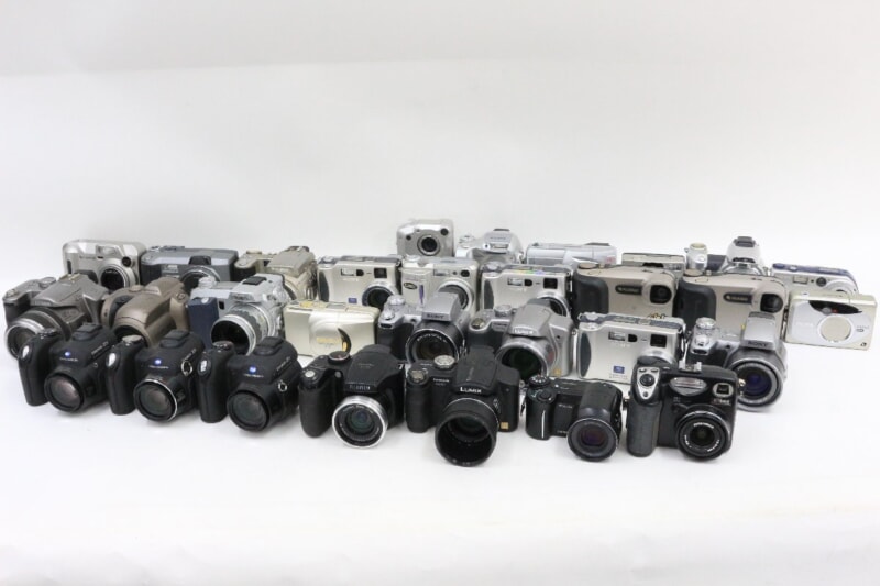 デジタルカメラ SONY / Nikon / FUJIFILMなどの画像1