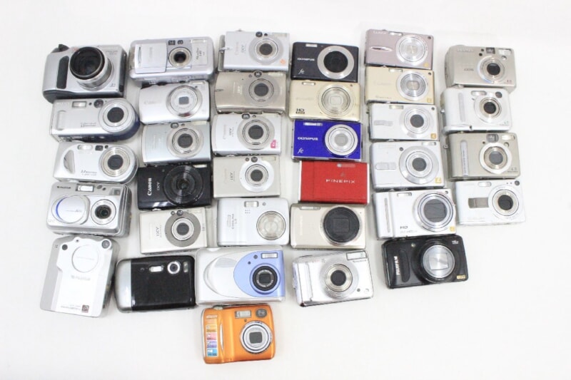 コンパクトデジタルカメラ Canon / OLYMPUS / FUJIFILM などの画像1