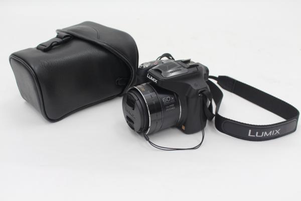 Panasonic（パナソニック）LUMIX DMC-FZ70 光学60倍ZOOM デジタルカメラの画像1