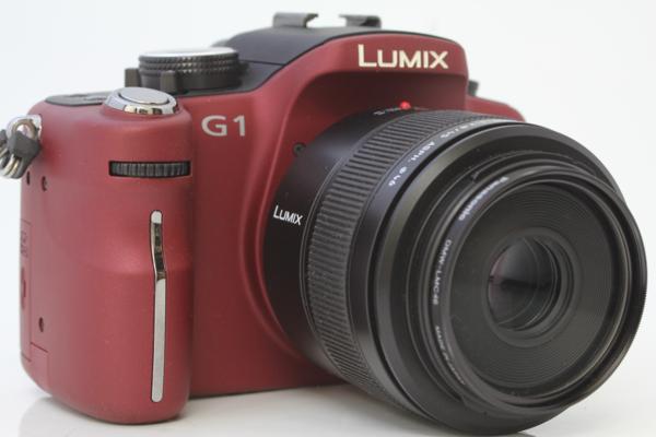 Panasonic（パナソニック）LUMIX G1（DMC-G1）ミラーレス一眼・マクロレンズ LEICA DG MACRO-ELMARIT 45mm/F2.8の画像1