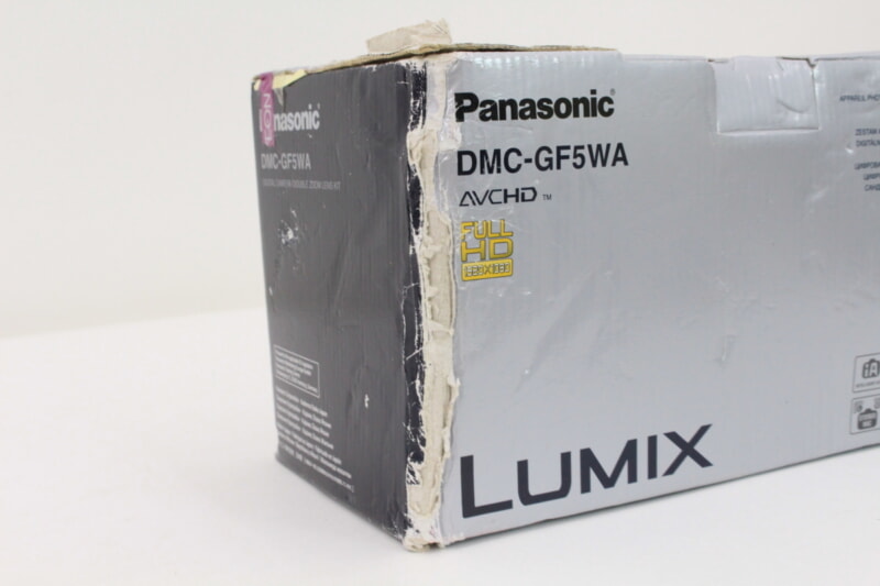 【未使用品】 Panasonic（パナソニック）LIMIX DMC-GF5WA ダブルレンズキット デジタル一眼レフカメラの画像1