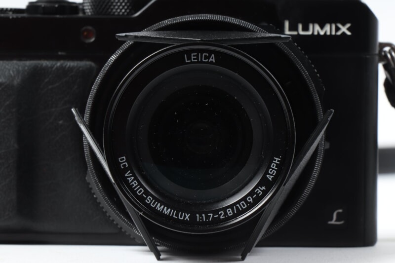 Panasonic（パナソニック）LUMIX DMC-LX100 デジタルカメラ / ストロボ DMW-FL70の画像1