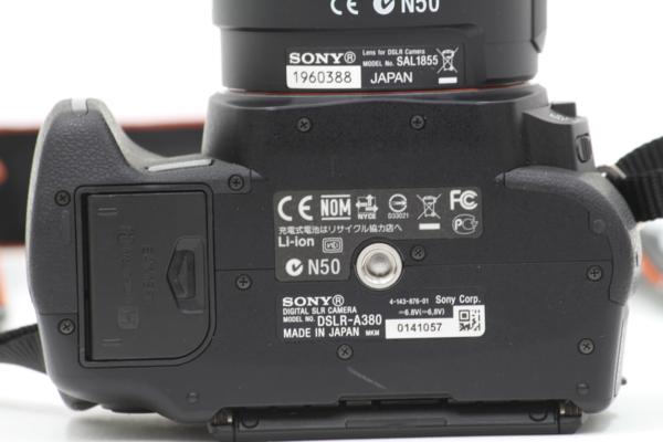 SONY（ソニー）デジタル一眼レフ a380 DSLR-A380の画像1
