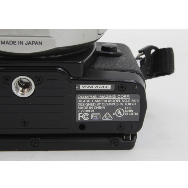 OLYMPUS オリンパス デジタル一眼カメラ OM-D E-M10 ZUIKO DIGITAL 25mm 1：2.8 Φ43の画像1