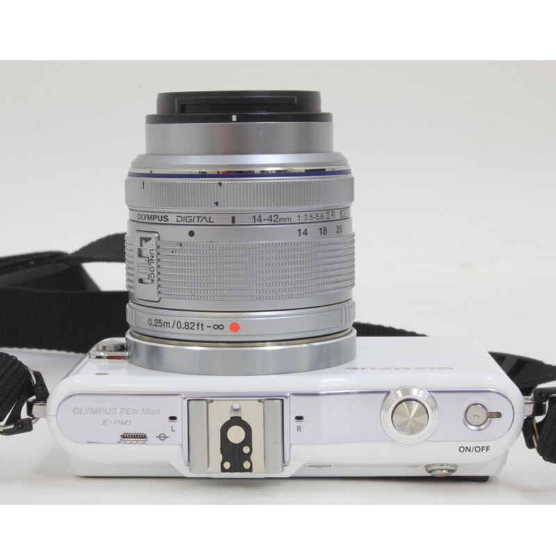 OLYMPUS オリンパス デジタル一眼カメラ ミラーレス PEN mini E-PM1の画像1