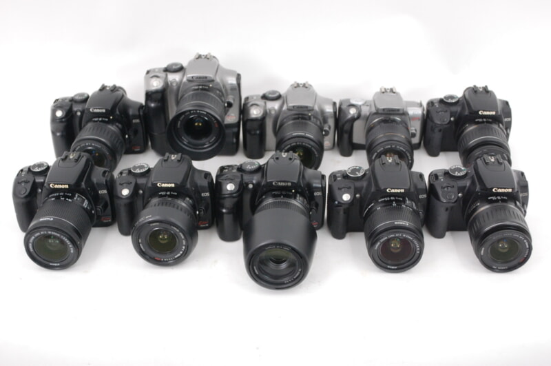 Canon（キャノン）EOS kiss Digital / EOS Digital N / EOS kiss Digital X デジタル一眼レフカメラの画像1