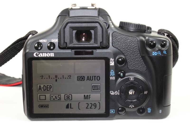 Canon（キヤノン）EOS Kiss X2 レンズキット デジタル一眼レフカメラの画像1