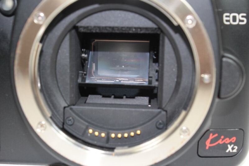 Canon（キヤノン）EOS Kiss X2 レンズキット デジタル一眼レフカメラの画像1