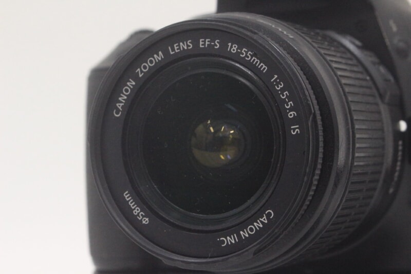 CANON（キャノン）EOS Kiss X5 デジタル一眼レフ + バッテリーグリップの画像1