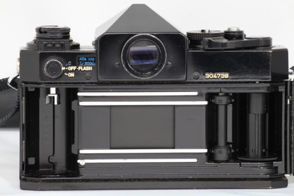 Canon（キヤノン）F-1 モントリオールオリンピック記念モデル フィルム一眼レフカメラ・レンズ FD 50㎜ F1.4 S.S.C.の画像1