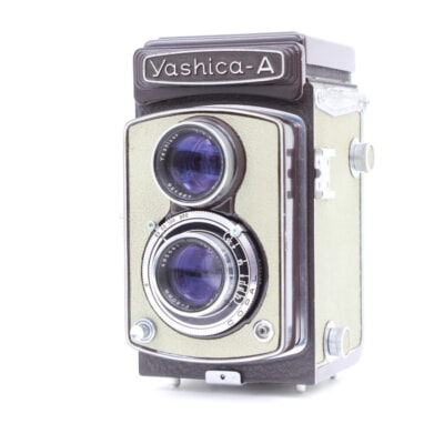 YASHICA 2眼レフカメラ Ｆ=80㎜の買取り品の画像
