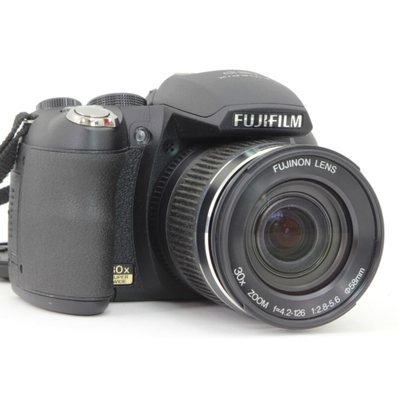 FUJIFILM フジフィルム コンパクトデジタルカメラ FinePix HS10の画像1