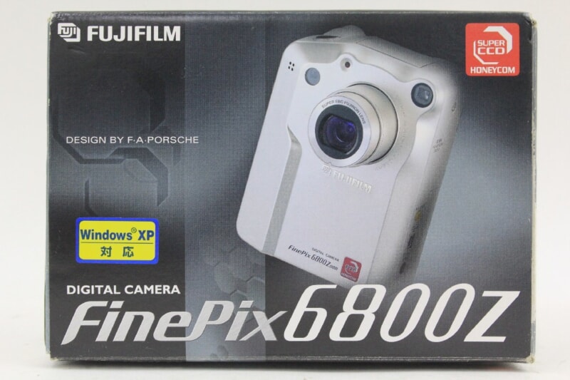 FUJIFILM（富士フィルム）FinePix6800Z スーパーCCDハニカム搭載 デジタルカメラの画像1