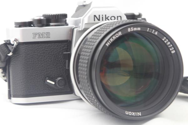 Nikon（ニコン）FM2 フィルム一眼レフカメラ・レンズ  NIKKOR 85mm F1.4の画像1
