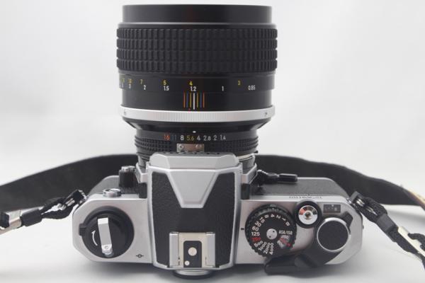 Nikon（ニコン）FM2 フィルム一眼レフカメラ・レンズ  NIKKOR 85mm F1.4の画像1
