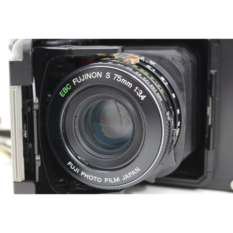 FUJIFILM GS645 professional 6×4.5 FUJINON S 75㎜ 1:3.4の画像1