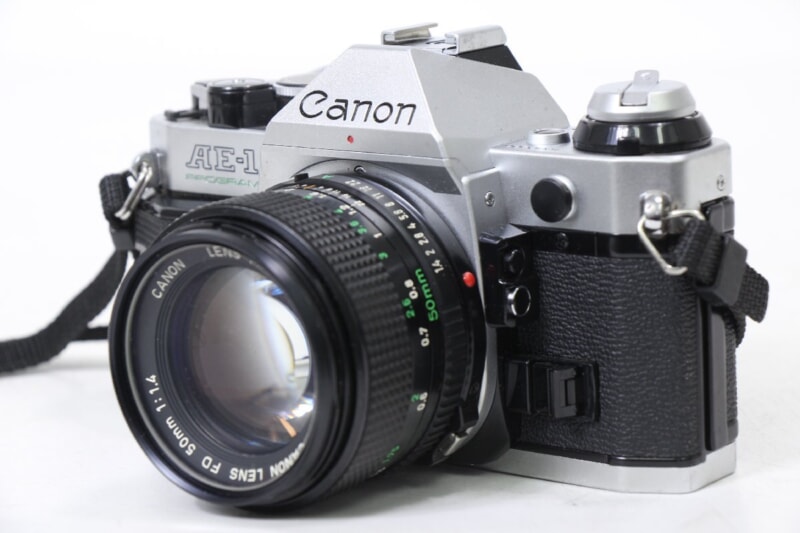 Canon  [AE-1] FD 50mm 1:1.4 一眼レフ フィルムカメラ キャノンの画像1