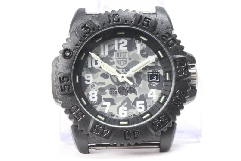 LUMINOX・STUSSY・APE  トリプルコラボ クオーツ 腕時計 ケース付き アベイシングエイプ ステューシー ルミノックスの画像1