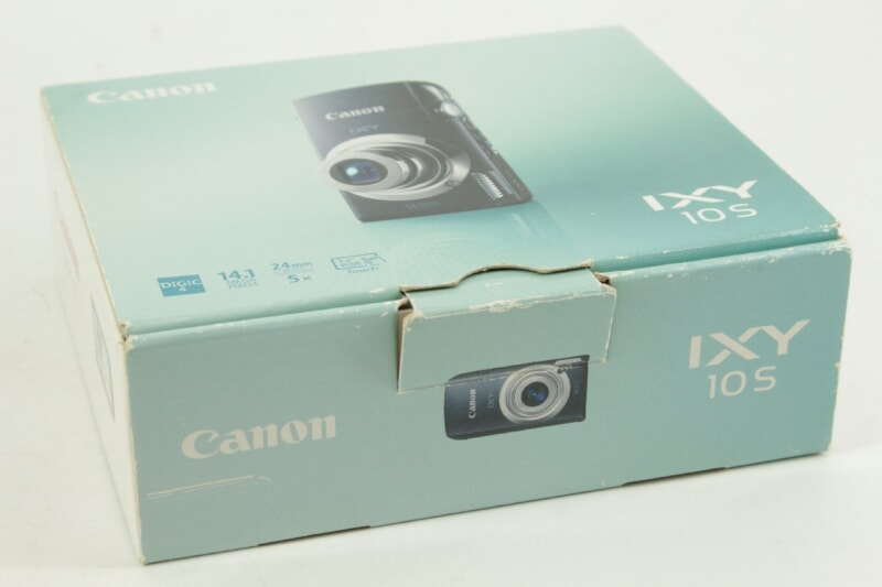 Canon（キヤノン）コンパクトデジタルカメラ IXY 10Sの画像1