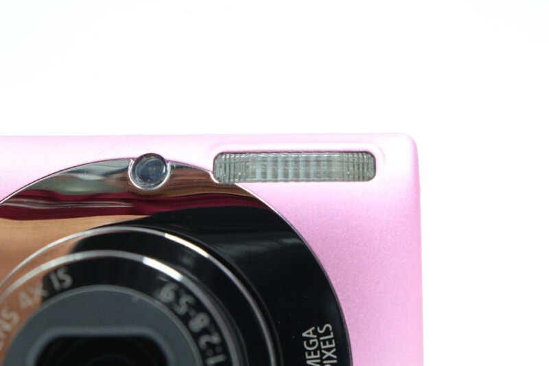 Canon（キヤノン）IXY 200F コンパクトデジタルカメラの画像1