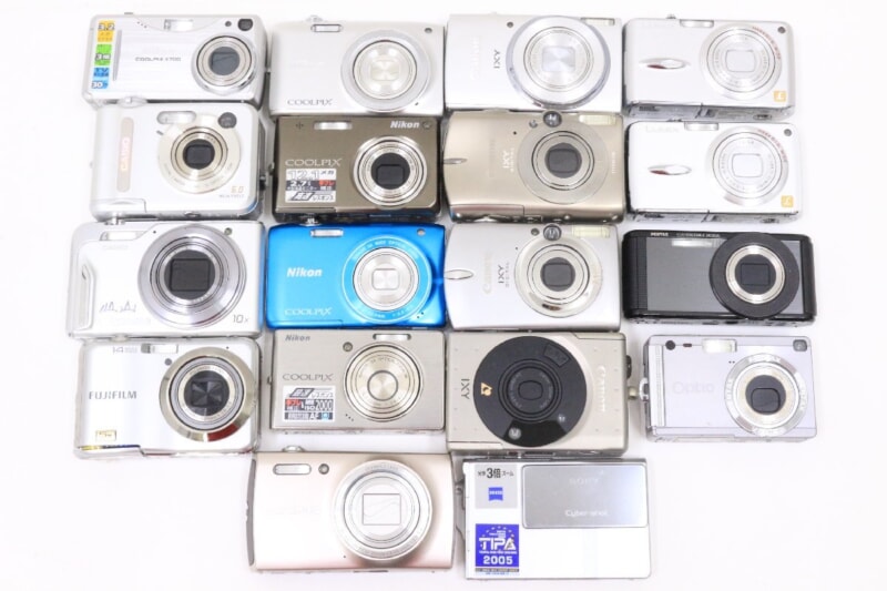 コンパクトデジタルカメラ casio / Nikon / canon などの画像1