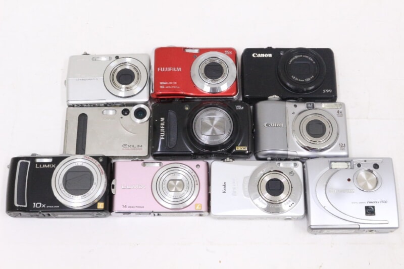 コンパクトデジタルカメラ Canon / Casio / Panasonic / FUJIFILM などの画像1
